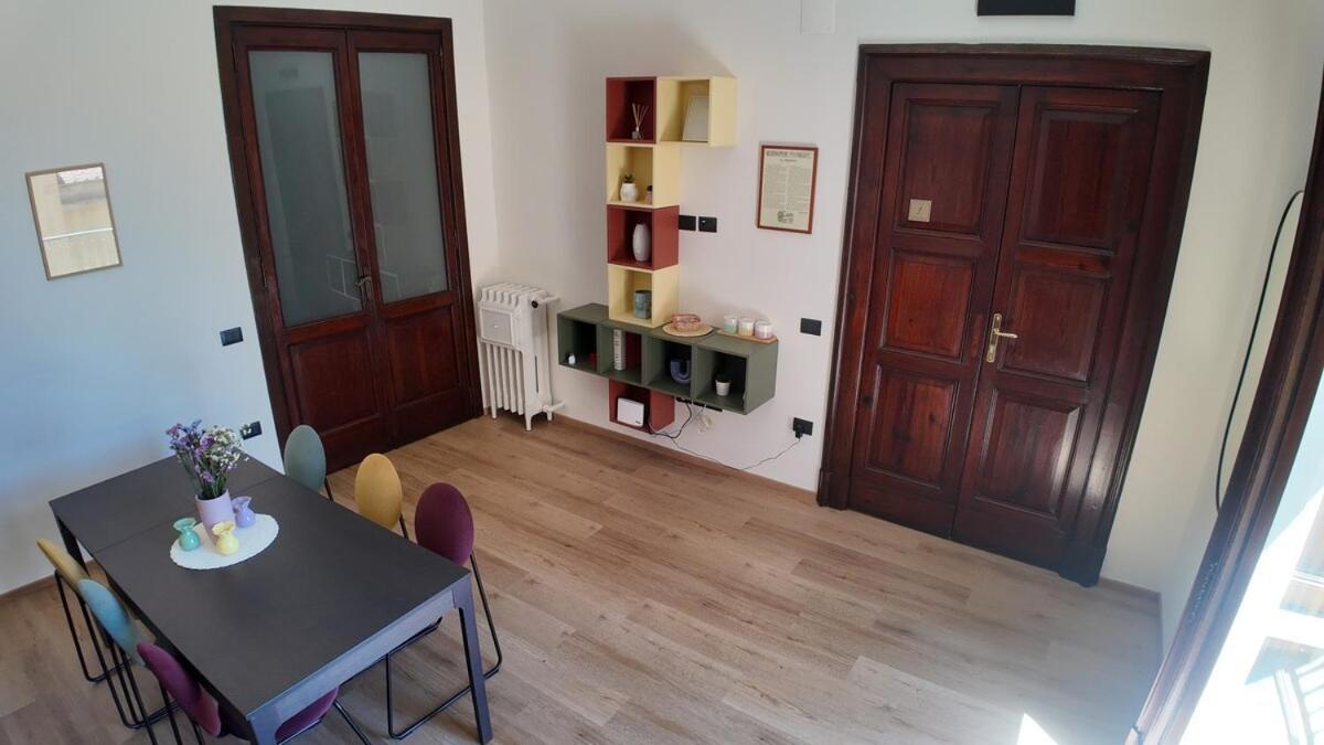 Casa Manu Nuovo Appartamento In Centro Storico Benevento Luaran gambar