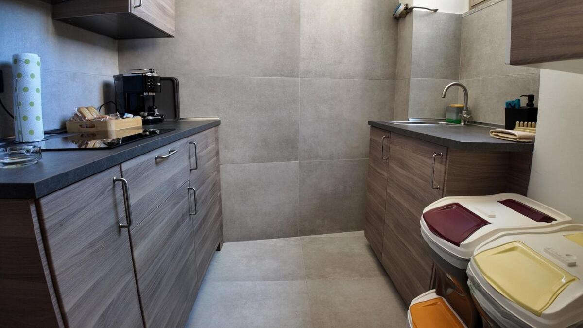 Casa Manu Nuovo Appartamento In Centro Storico Benevento Luaran gambar